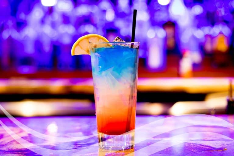 Cocktail dans un bar